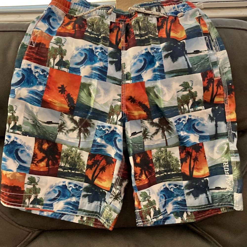 Swimming trunk